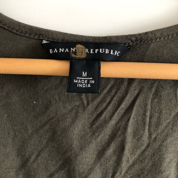 Perfect condition army green Banana Republic tank - Picture 3 of 3